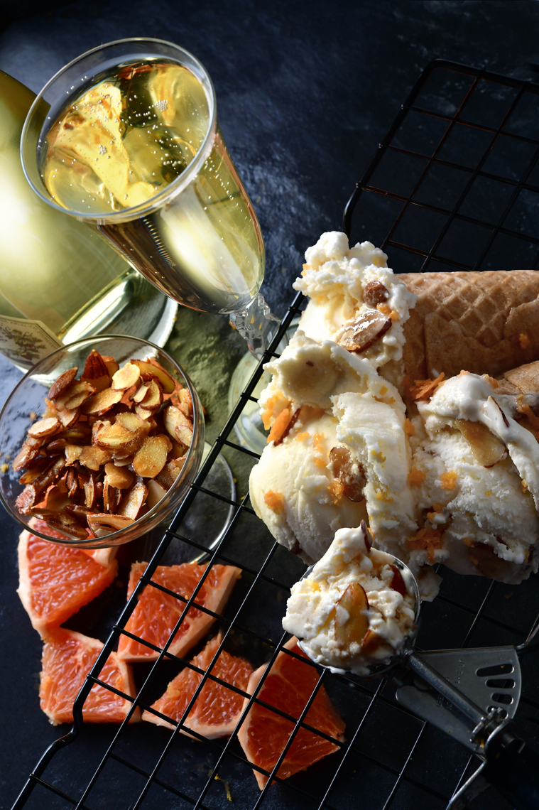 mike wepplo natural photography champagne with ice cream cones