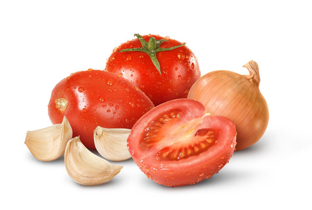 mike wepplo photoreal photography tomato onion garlic