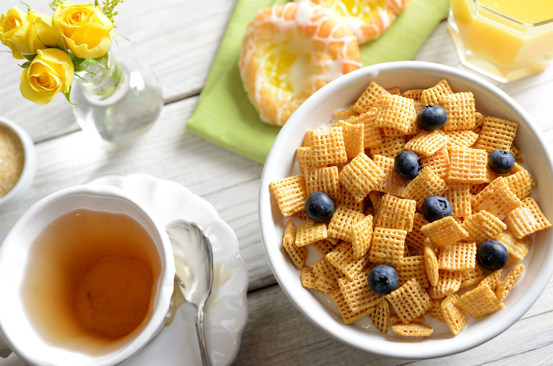 mike wepplo natural photography breakfast chex cereal with blueberries and pasties 