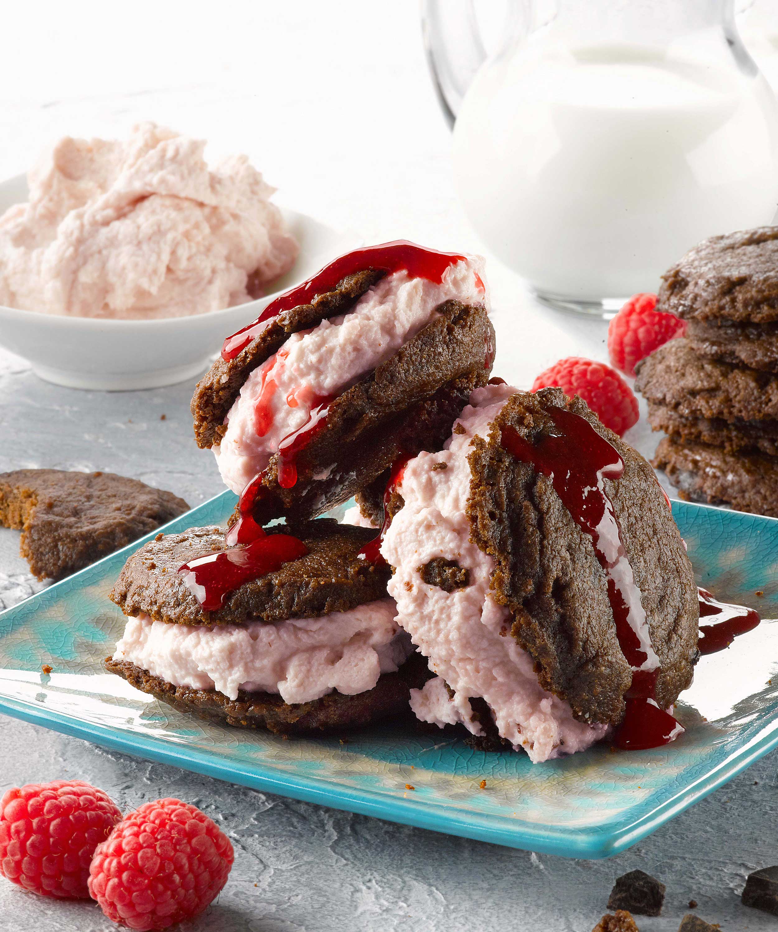mike wepplo natural photography chocolate brownie cookie with raspberry chip ice cream 