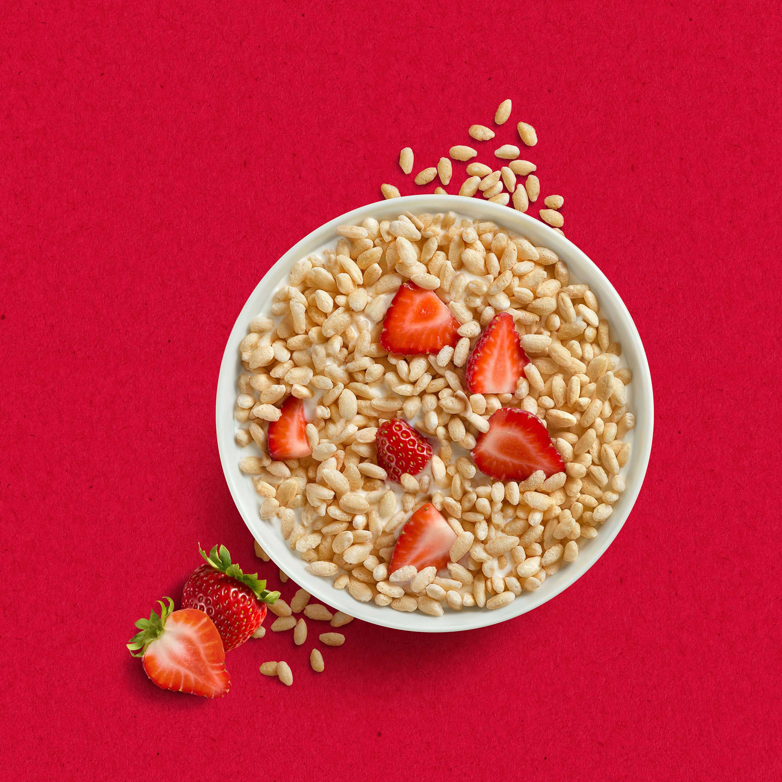 mike wepplo photoreal photography quaker oats strawberry puff cereal in bowl